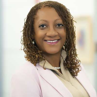 mpa grad stephanie thomas